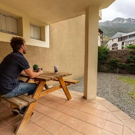 Pour 4 Pers A Lary Avec Wifi Et Animaux Admis - Fr-1-296-464 *